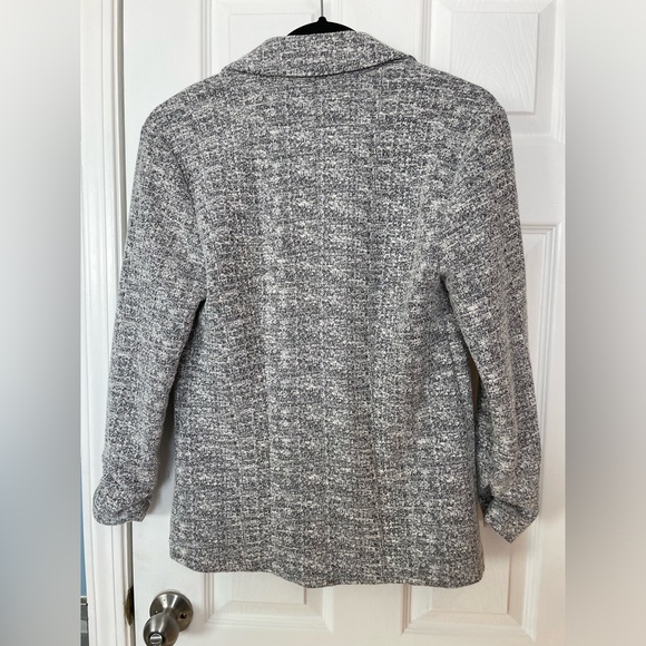 Suzy Shier blazer with button closure - Picture 3 of 6